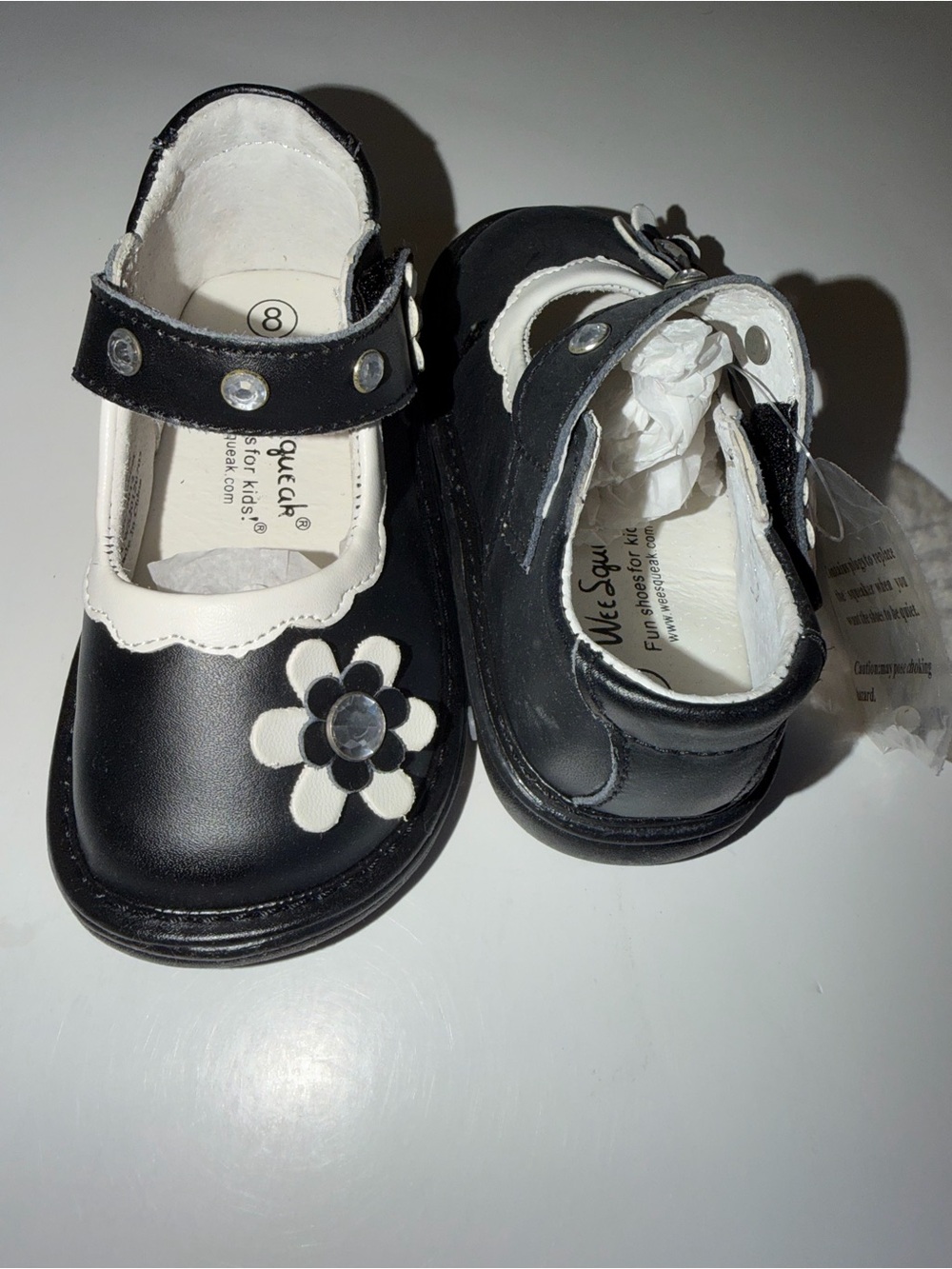 NWT Wee Squeak Black White Flower Squeaker Mary Janes | Size 10